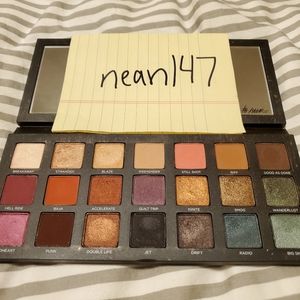 Urban Decay Born to Run Palette